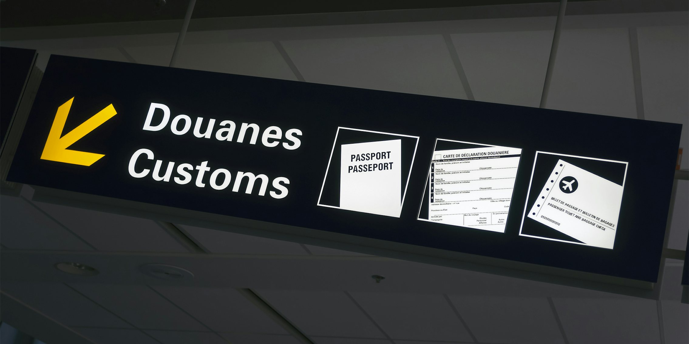 Duones/Customs sign