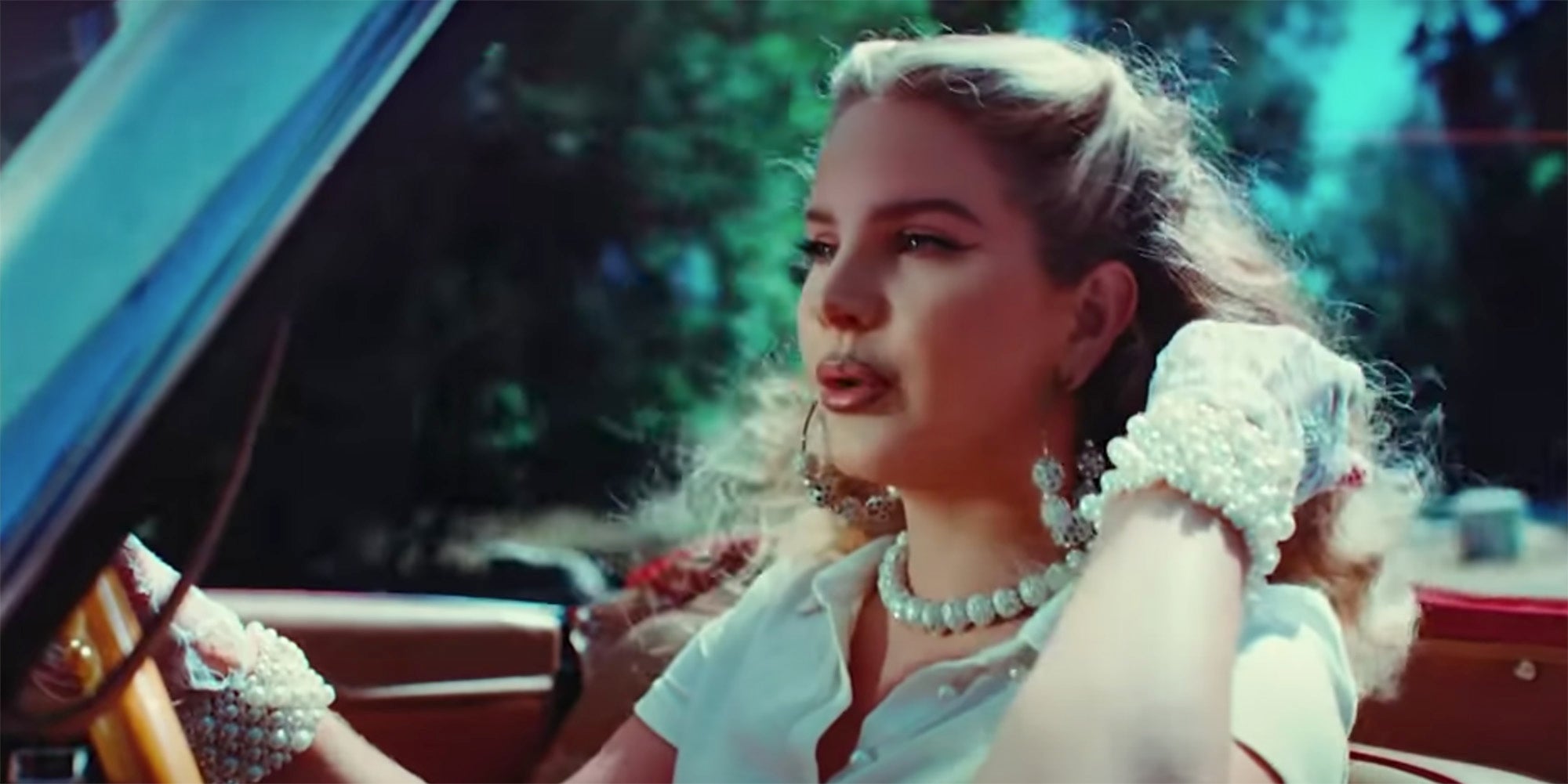 Lana Del Rey Says Trump Comments Were Taken Out of Context