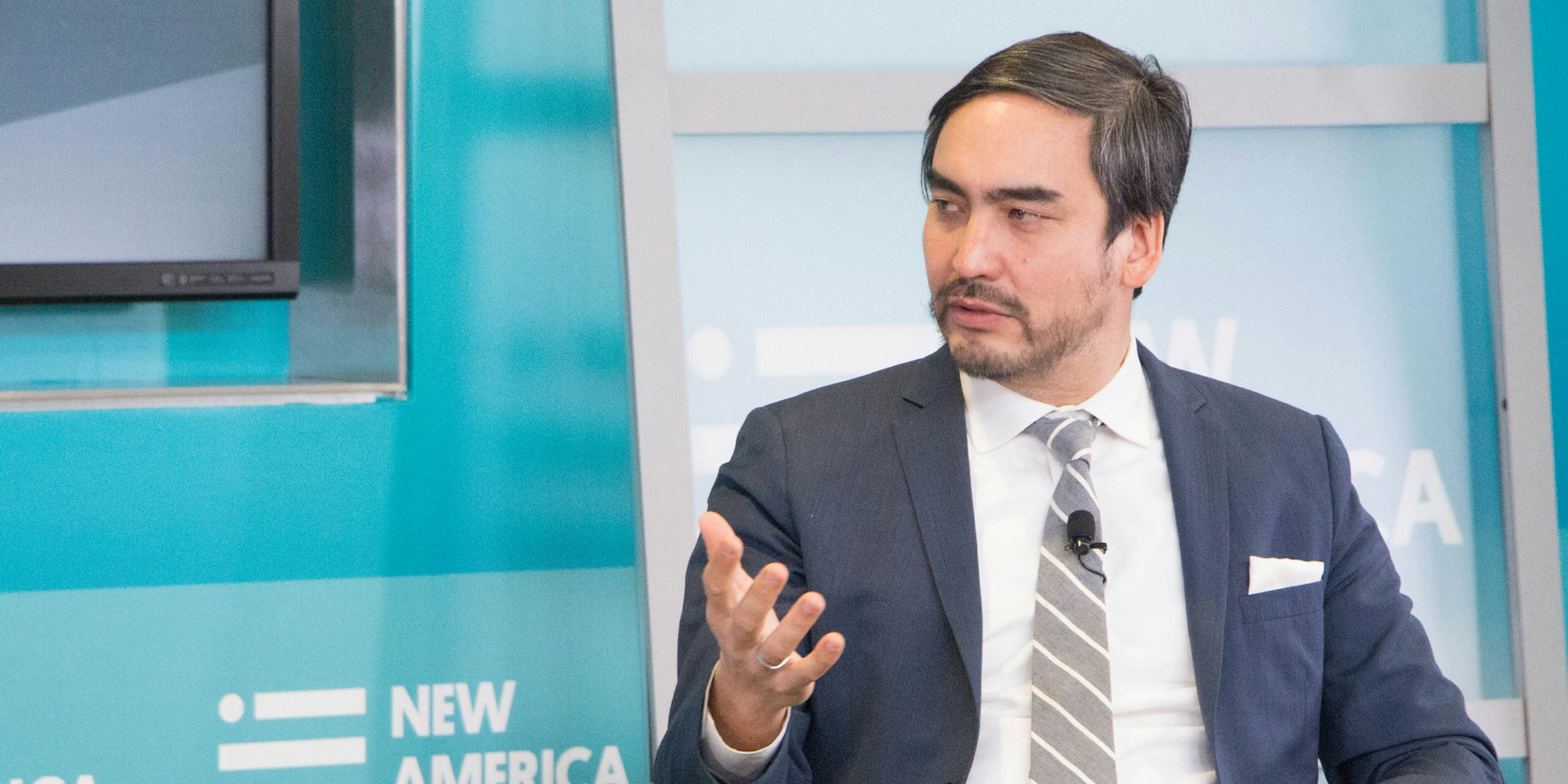 Tim Wu speaking at a conference in 2018.