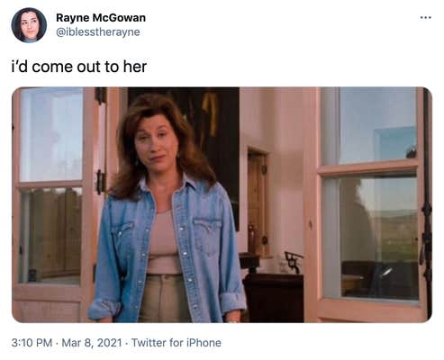 "i’d come out to her" Chessy from the Parent Trap, a brunette in a denim jacket