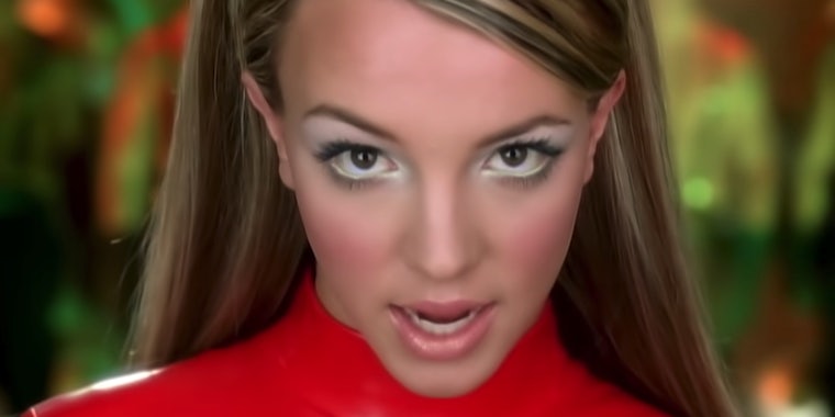 britney spears in oops i did it again music video