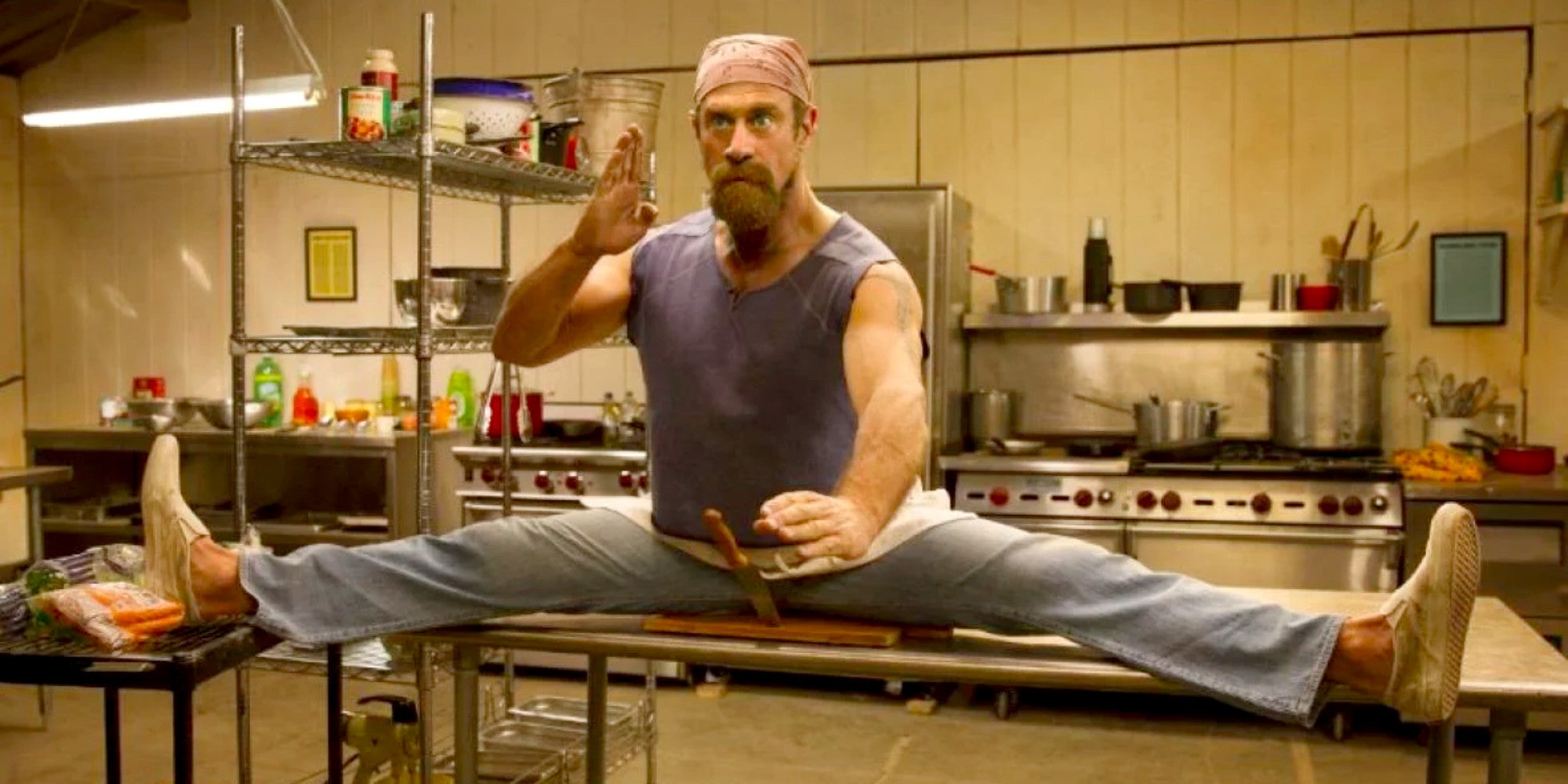 wallpapers Christopher Meloni Green Tank Top christopher meloni in a tank top