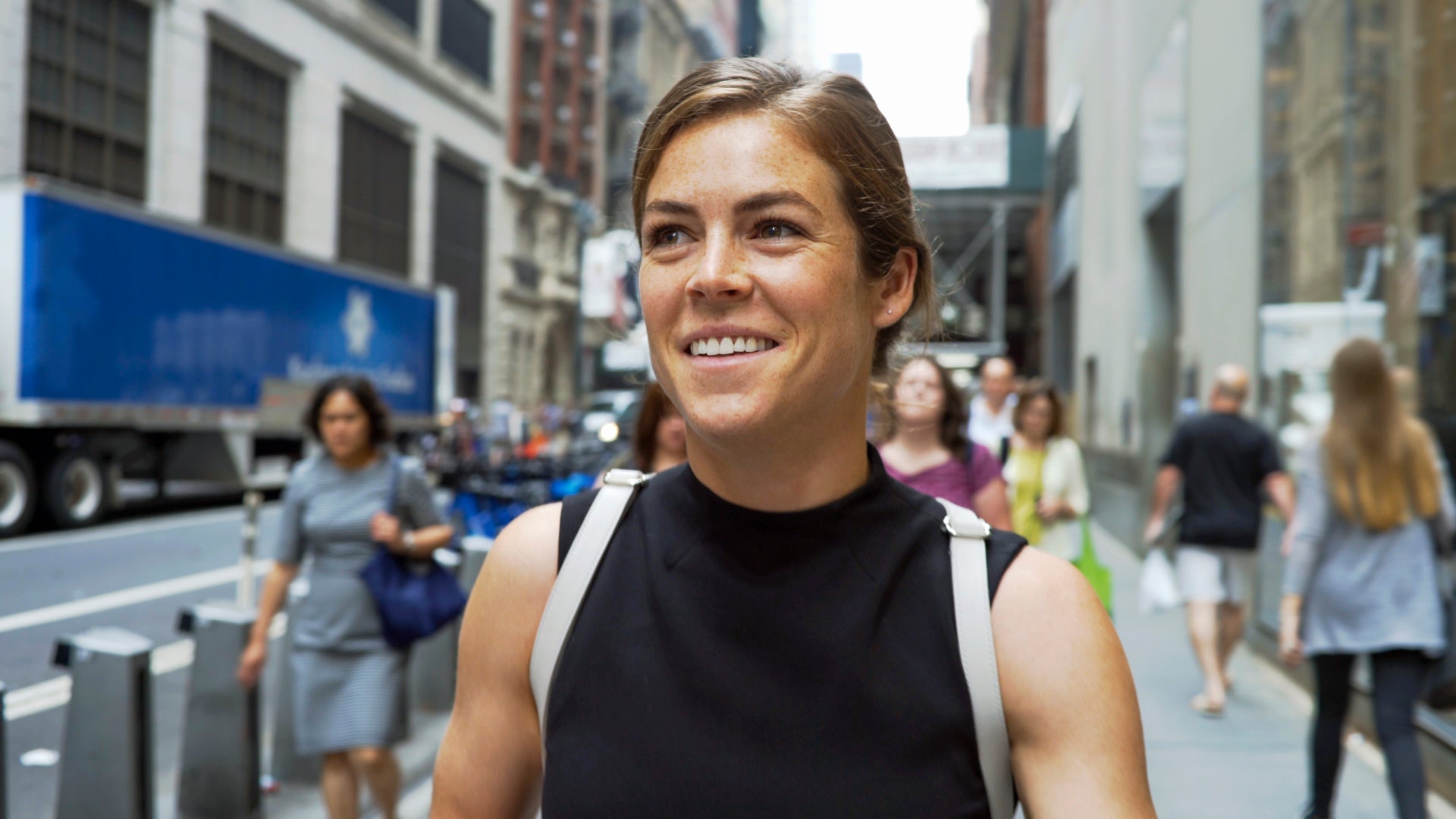 woman on the streets of new york