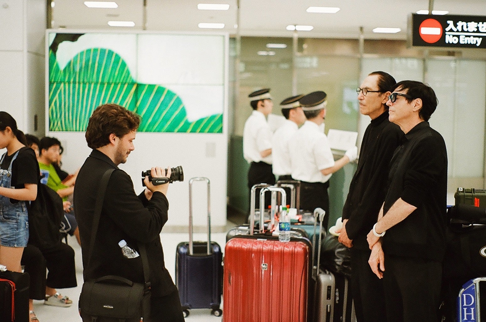 edgar wright (left) filming ron and russell mael