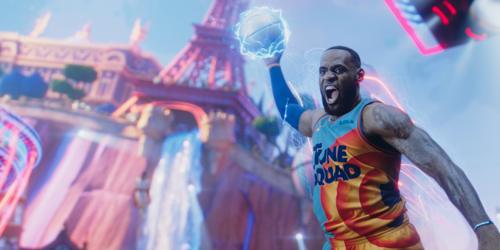 lebron james dunking in space jam a new legacy