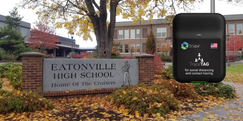 A school and a contact tracing device