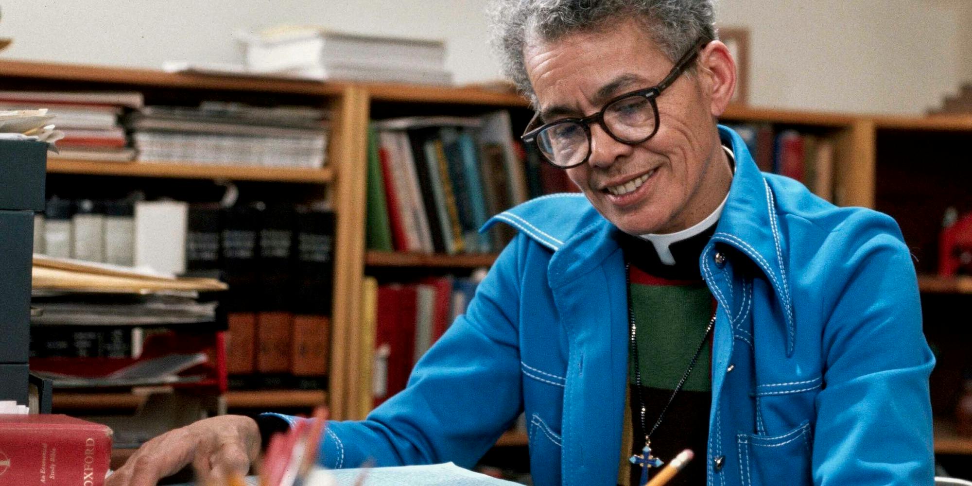 pauli murray sitting down and writing