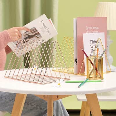 Metallic triangle desk organizer