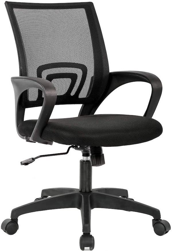 Black desk chair with backsupport and power lever