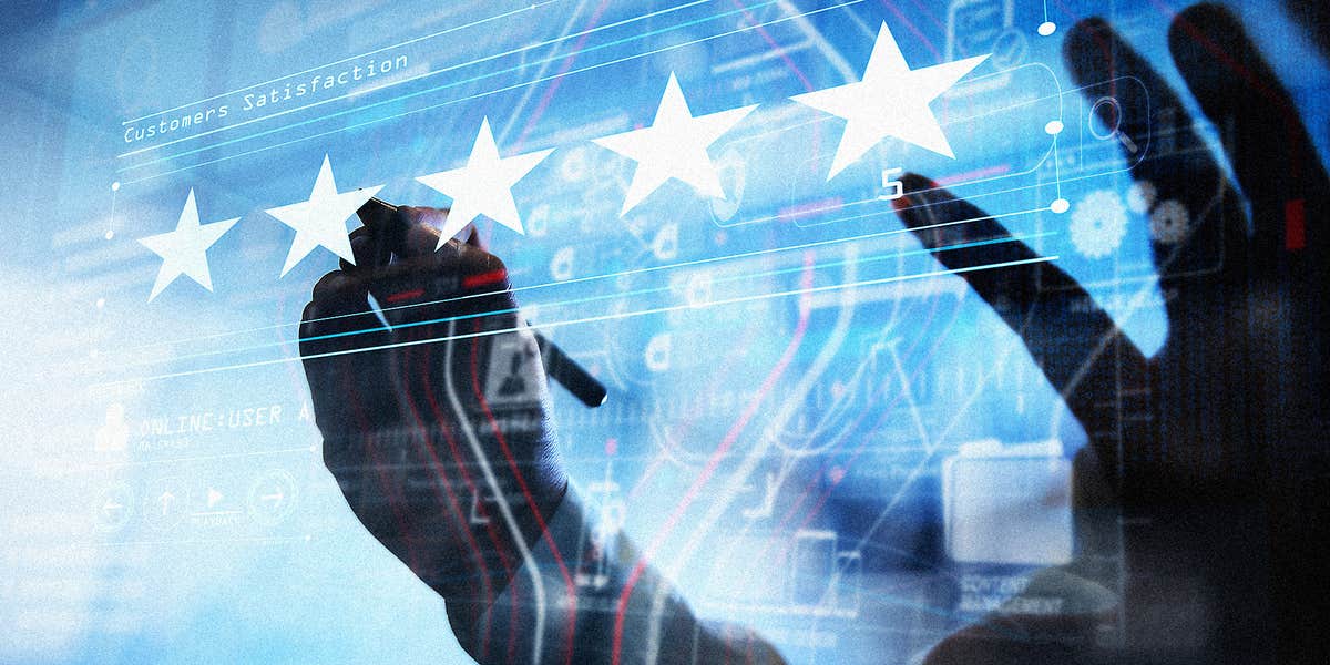 FTC warns hundreds of companies about pushing fake reviews online