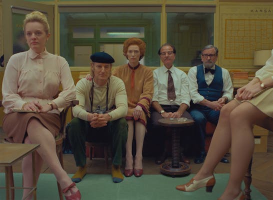 (from l-r): elisabeth moss, owen wilson, tilda swinton, fisher stevens and griffin dunne in the french dispatch