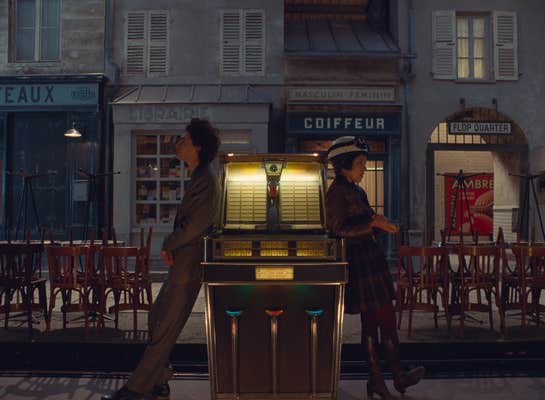 timothee chalamet (left) and lyna khoudri (right) in the french dispatch