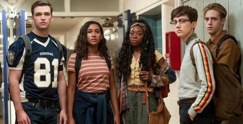 the cast of there's someone inside your house