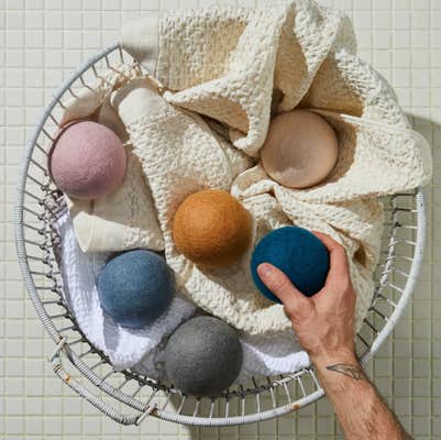 Wool dryer balls