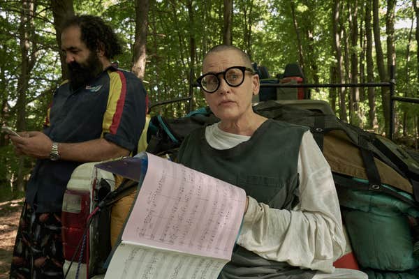 joe pingue (left) and lori petty (right) in station eleven