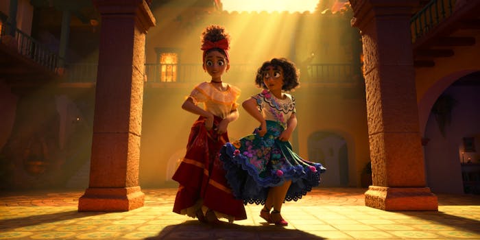 dolores (l) and mirabel (r) in encanto