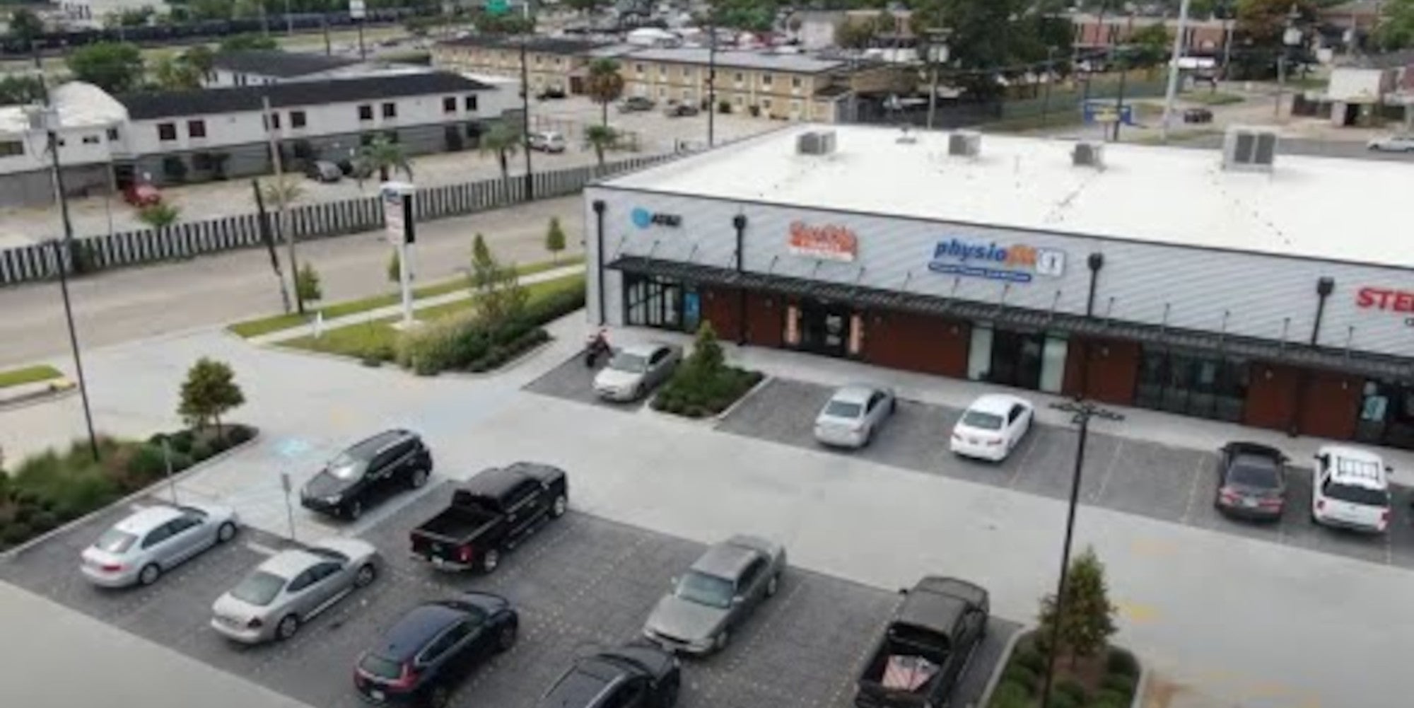 restaurant parking lot