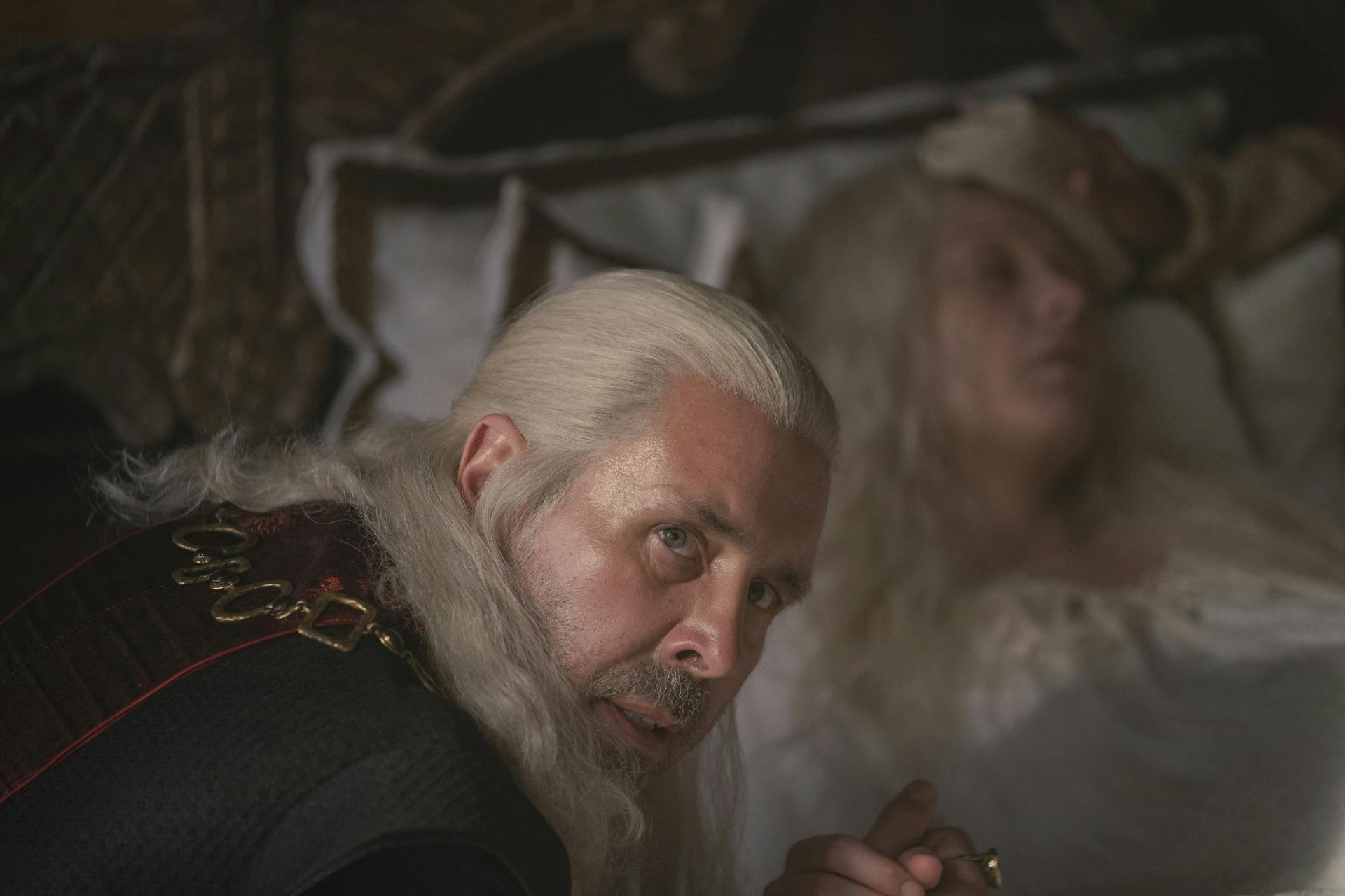 viserys targaryen (left) and aemma arryn (right) in house of the dragon
