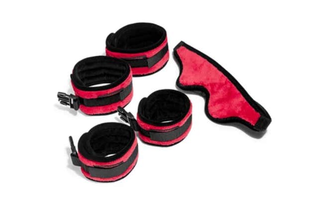 plush-seduction-kit