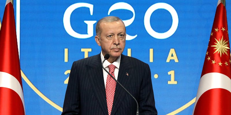 Türk sosyal medya yasası dijital hakları sakatlayabilir