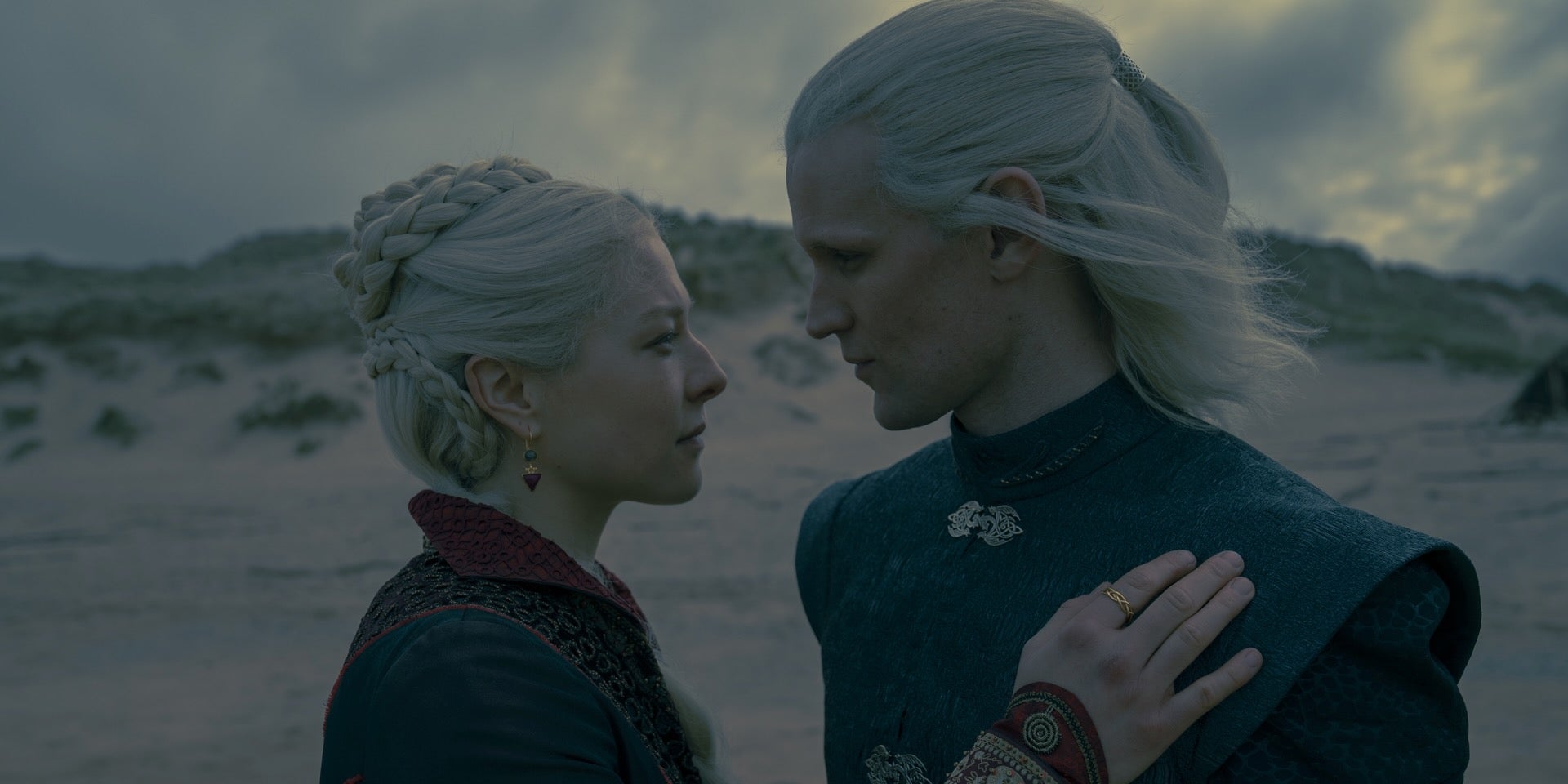 rhaenyra (left) and daemon (right) in house of the dragon