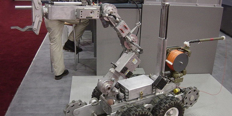 remotec andros model robot inside