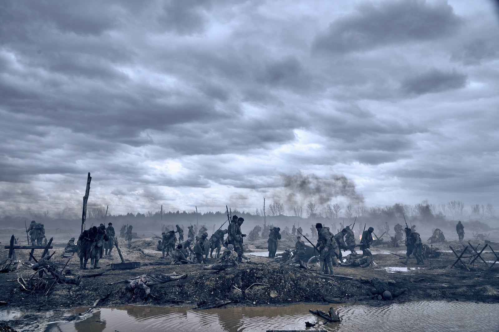 Netflix&amp;#39;s Oscar favorite &amp;#39;All Quiet on the Western Front&amp;#39; is a pale ...