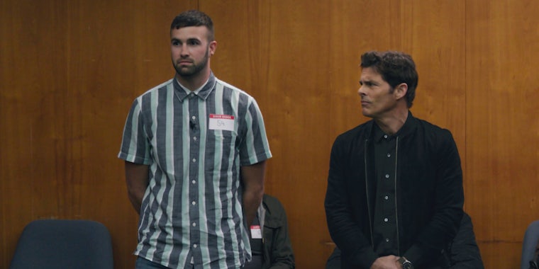 ronald gladden (left) and james marsden (right) in jury duty