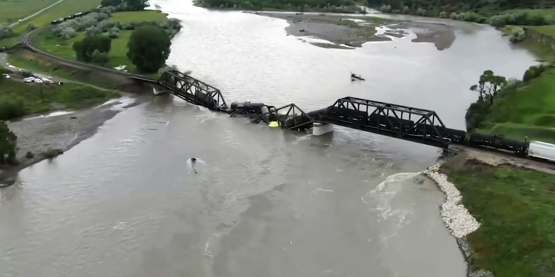Train bridge collapse prompts conspiracy theories