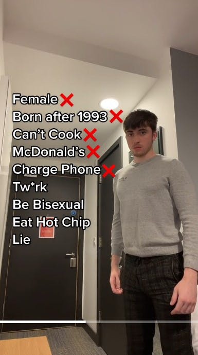 Man runs down viral copypasta list that reads 'female,bron after 1993, can't cook, McDonald's, charge phone, tw*rk, be bisexual, eat hot chip, lie'