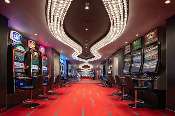 Cruise Casino