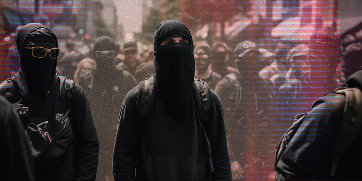 QAnon crowd falls for nonsense rumor ‘GPS tracking data’ shows 75,000 antifa members are at the DNC