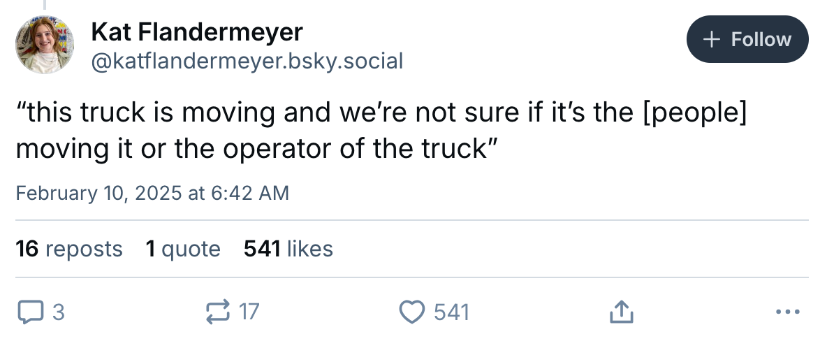 Phillies Superbowl police scanner thread, text reads, ''this truck is moving and we’re not sure if it’s the [people] moving it or the operator of the truck'”