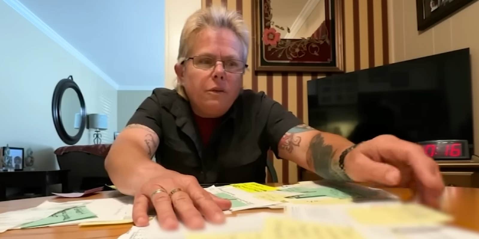 Special Education Teacher Tips $5,000 Instead of $5 by Accident