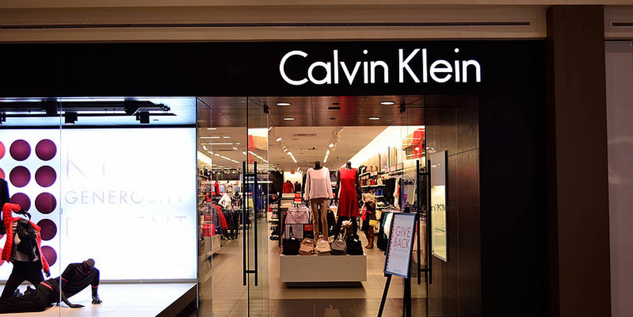 Calvin klein best sale outlet return policy