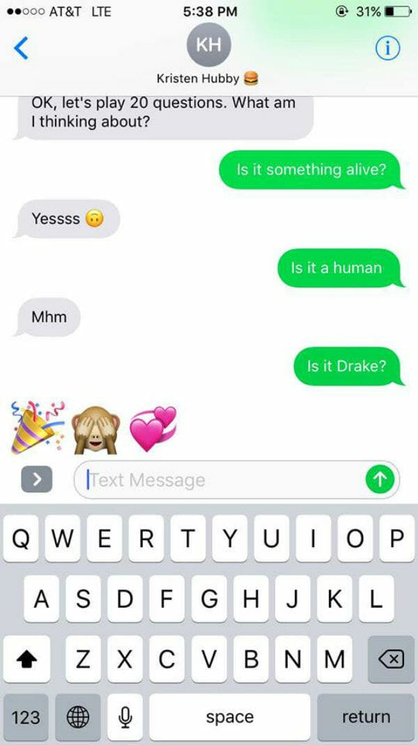 13 Naughty, Flirty & Fun Texting Games to Play With Girlfriend