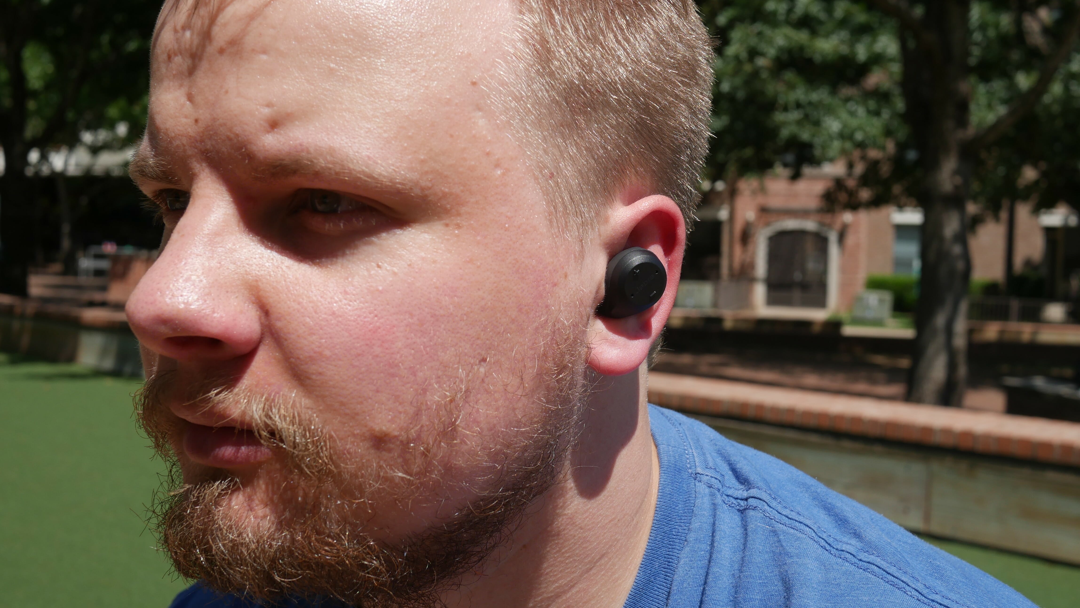 jabra elite sport wireless earbuds looks