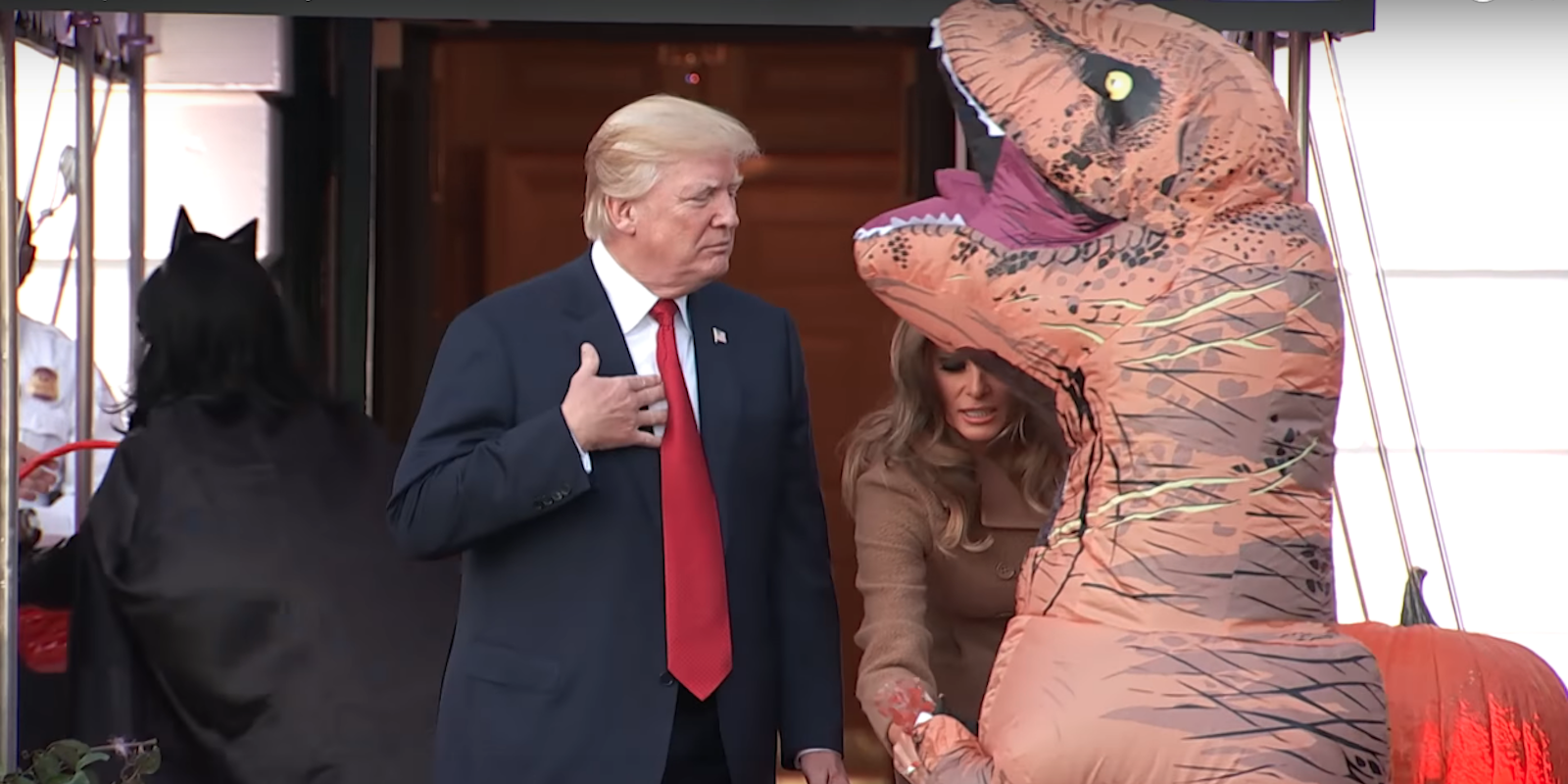 Trump snubs dinosaur
