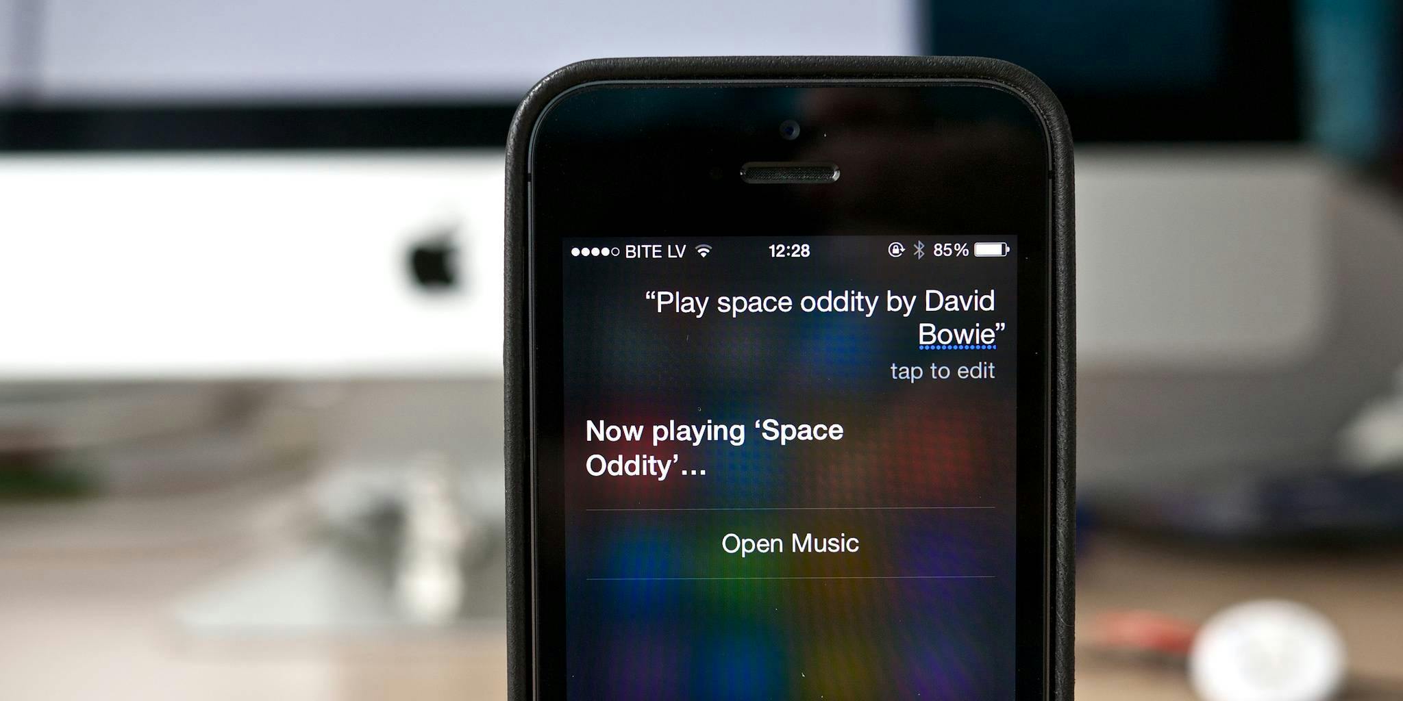 Siri won't tell you the top songs unless you subscribe to Apple Music