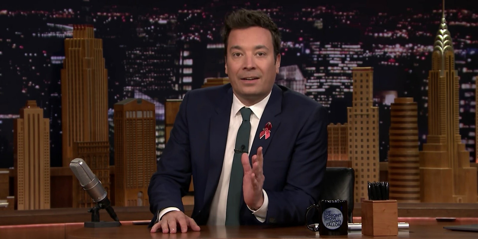 Jimmy Fallon makes emotional pledge to join students in march for gun control