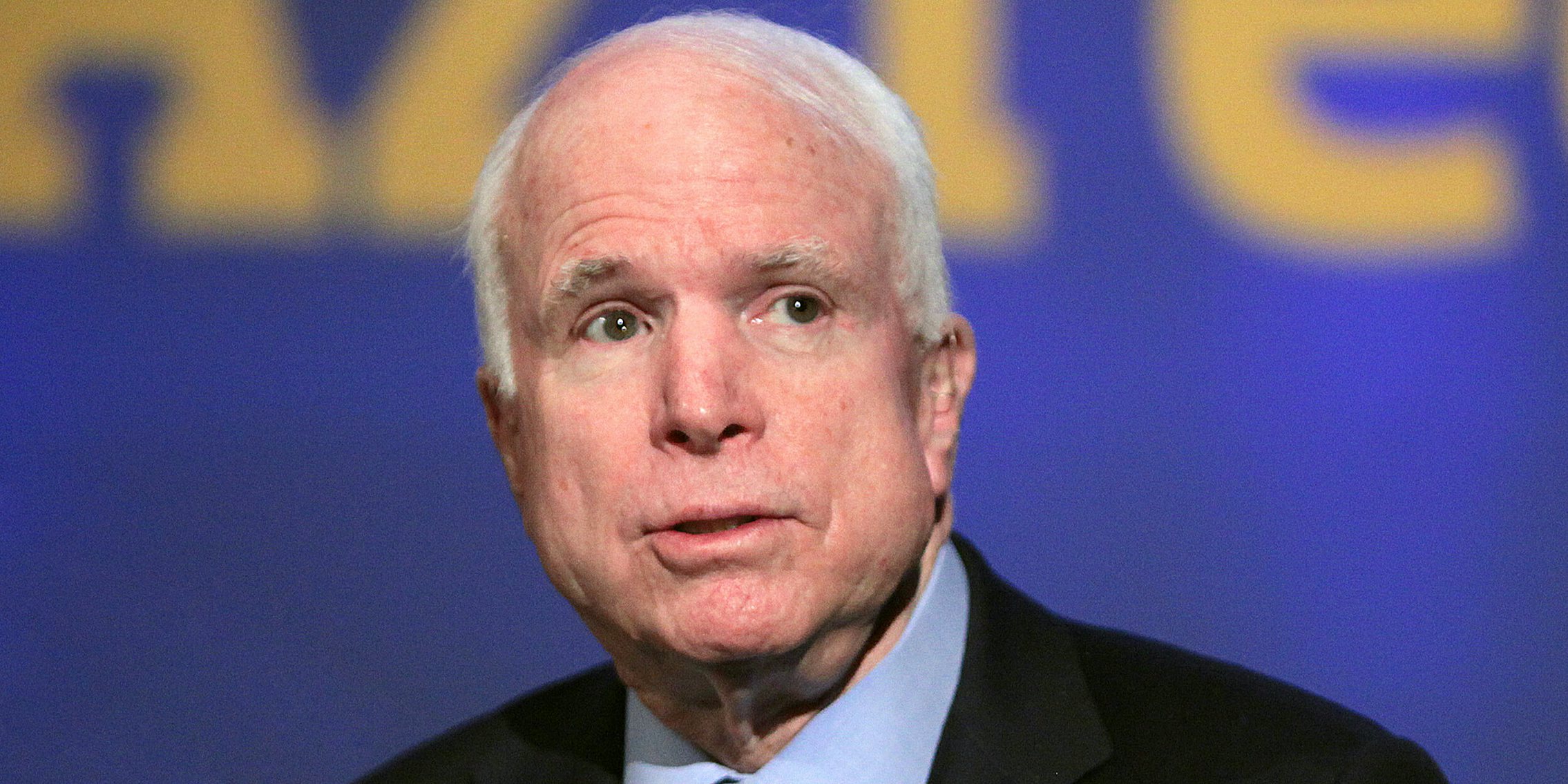 People Are Unfollowing John McCain in Massive Numbers