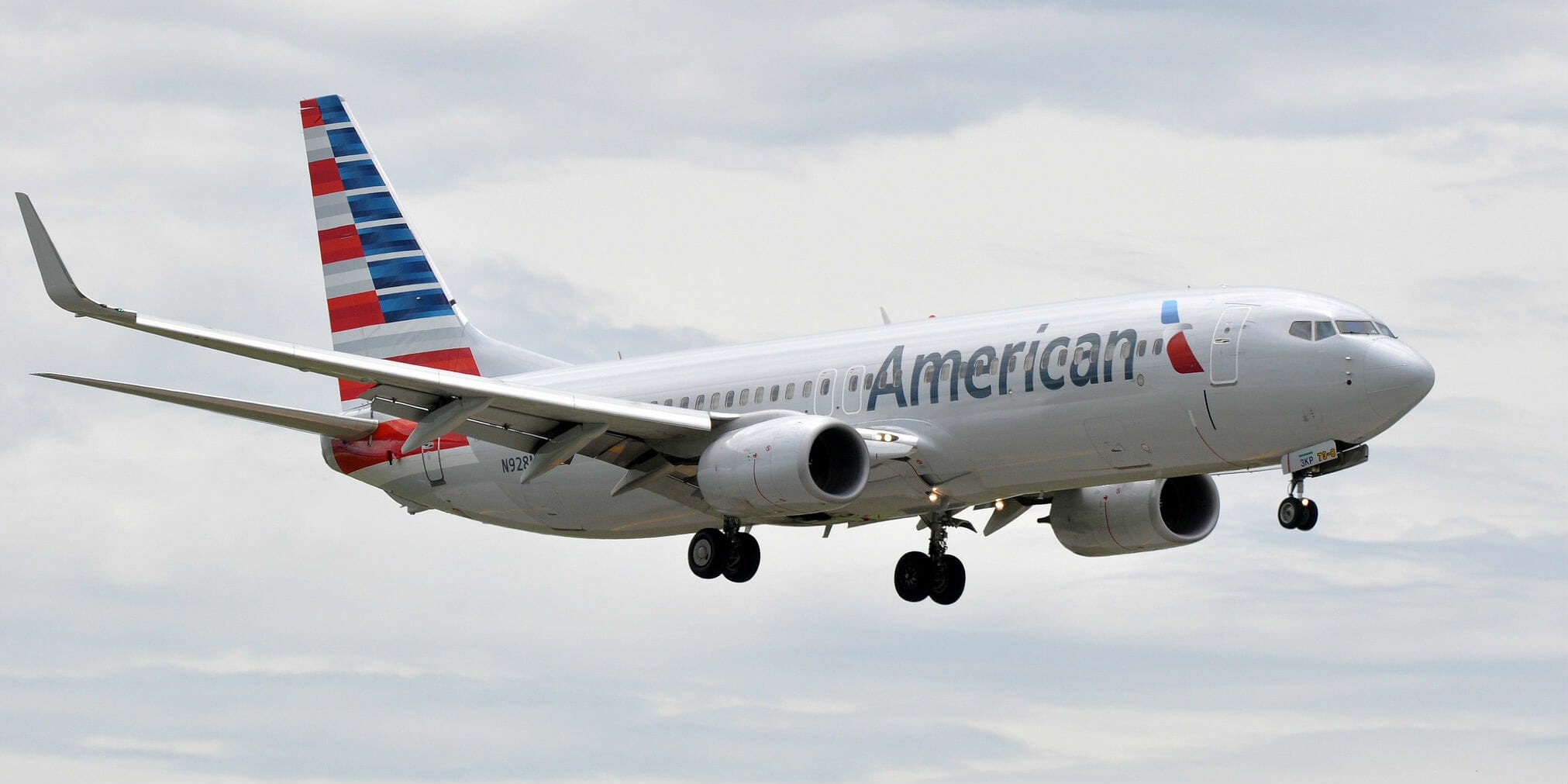 Glitch May Force American Airlines to Cancel Thousands of Holiday Flights