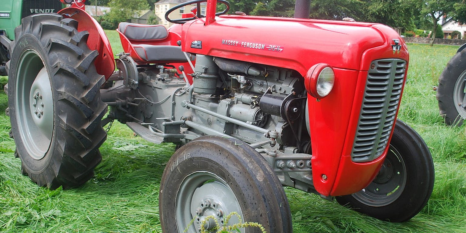 Man With Hard Drive Full Of Tractor Porn Arrested For Having Sex With A 8581