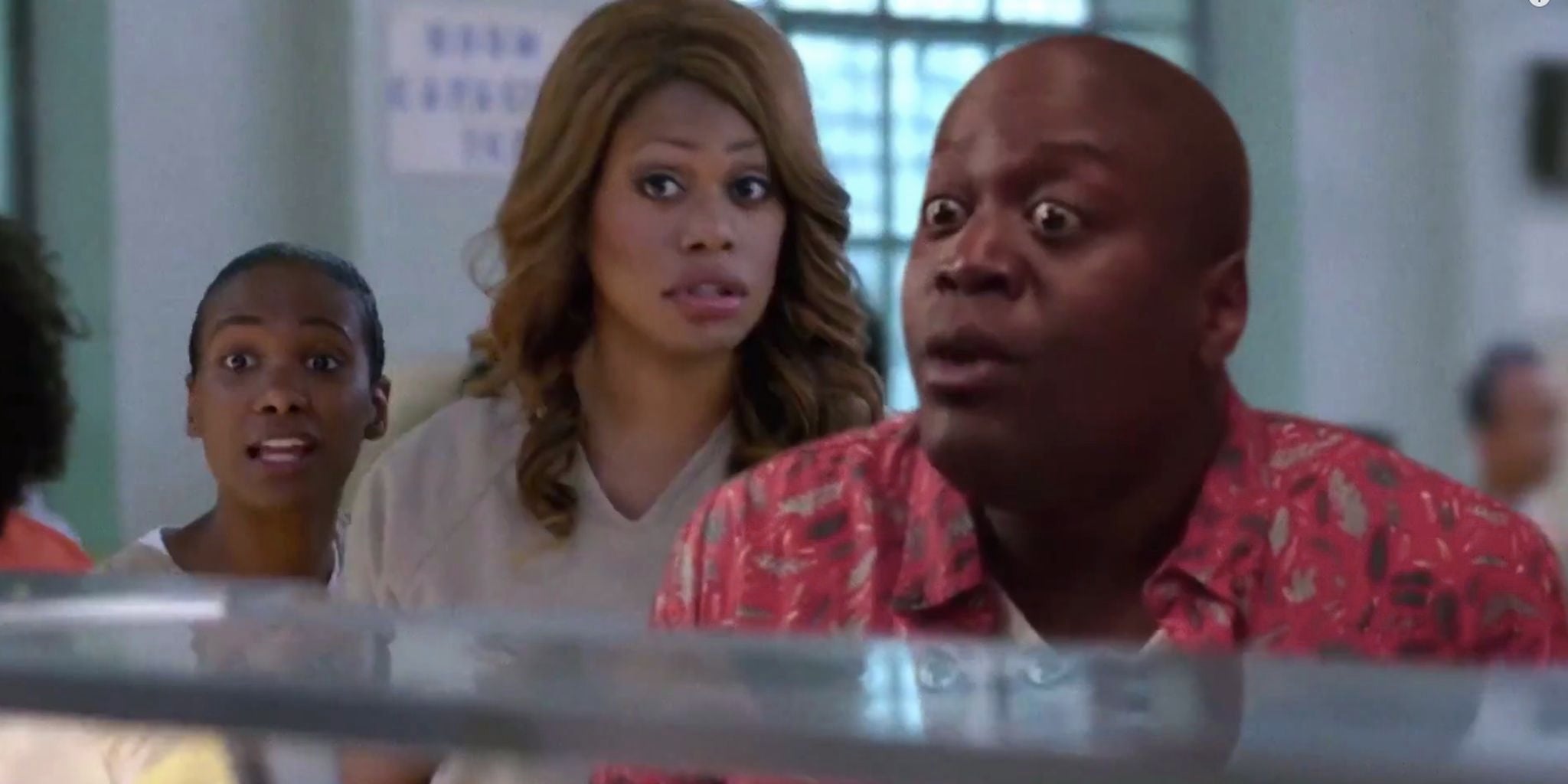 Netflix should totally turn this 'Kimmy Schmidt''OITNB' mashup into a