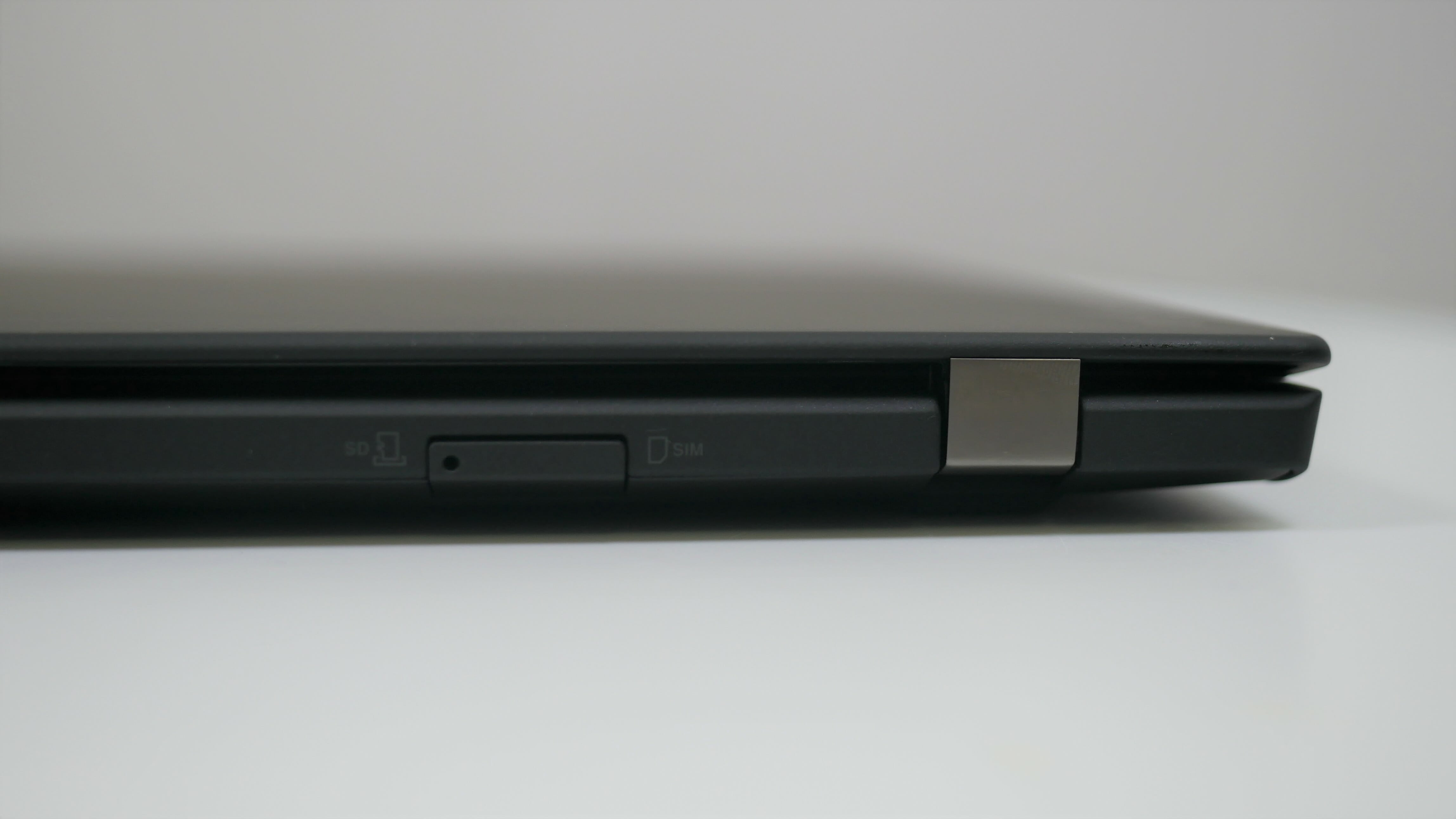 review : lenovo thinkpad x1 carbon ports