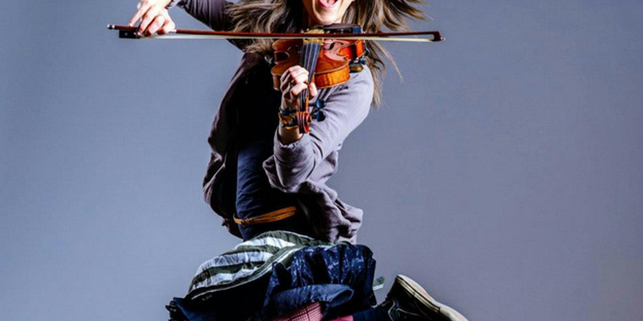 Клипы на скрипке. Lindsey Stirling. Линдси скрипка. Lindsey Stirling Постер.