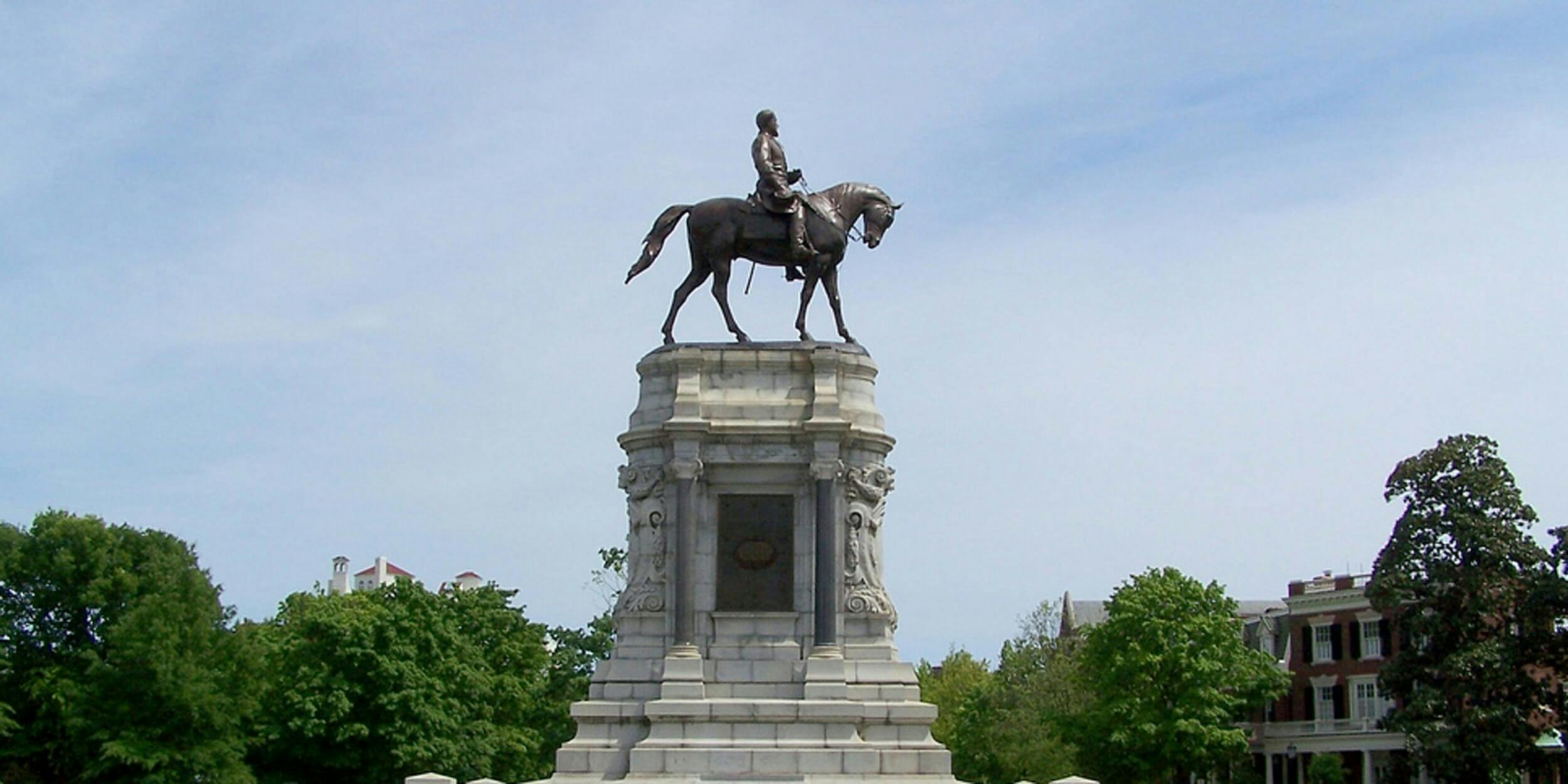 Robert E. Lee Didn't Want Confederate Statues to Be Built in the First ...