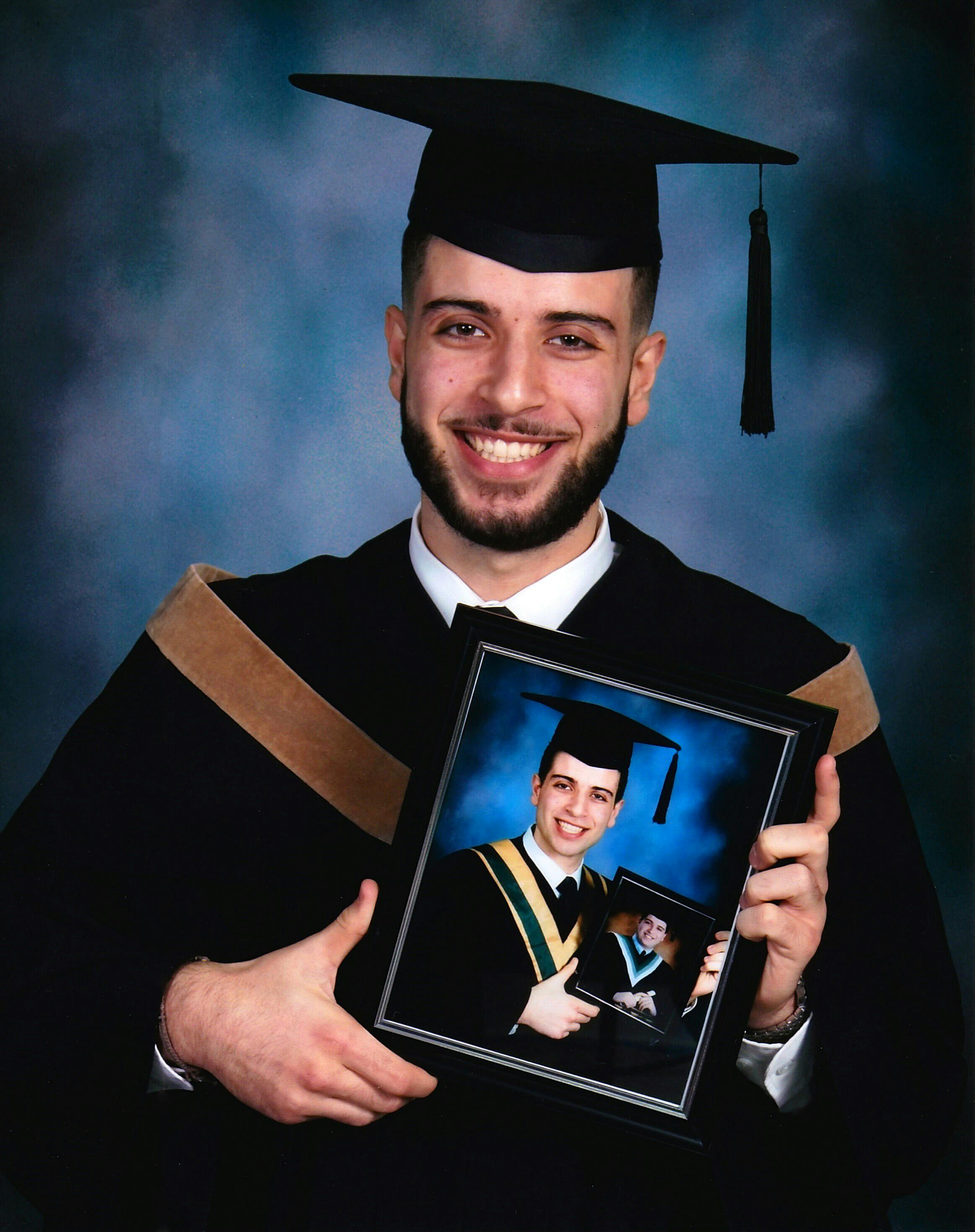 graduation photo joke