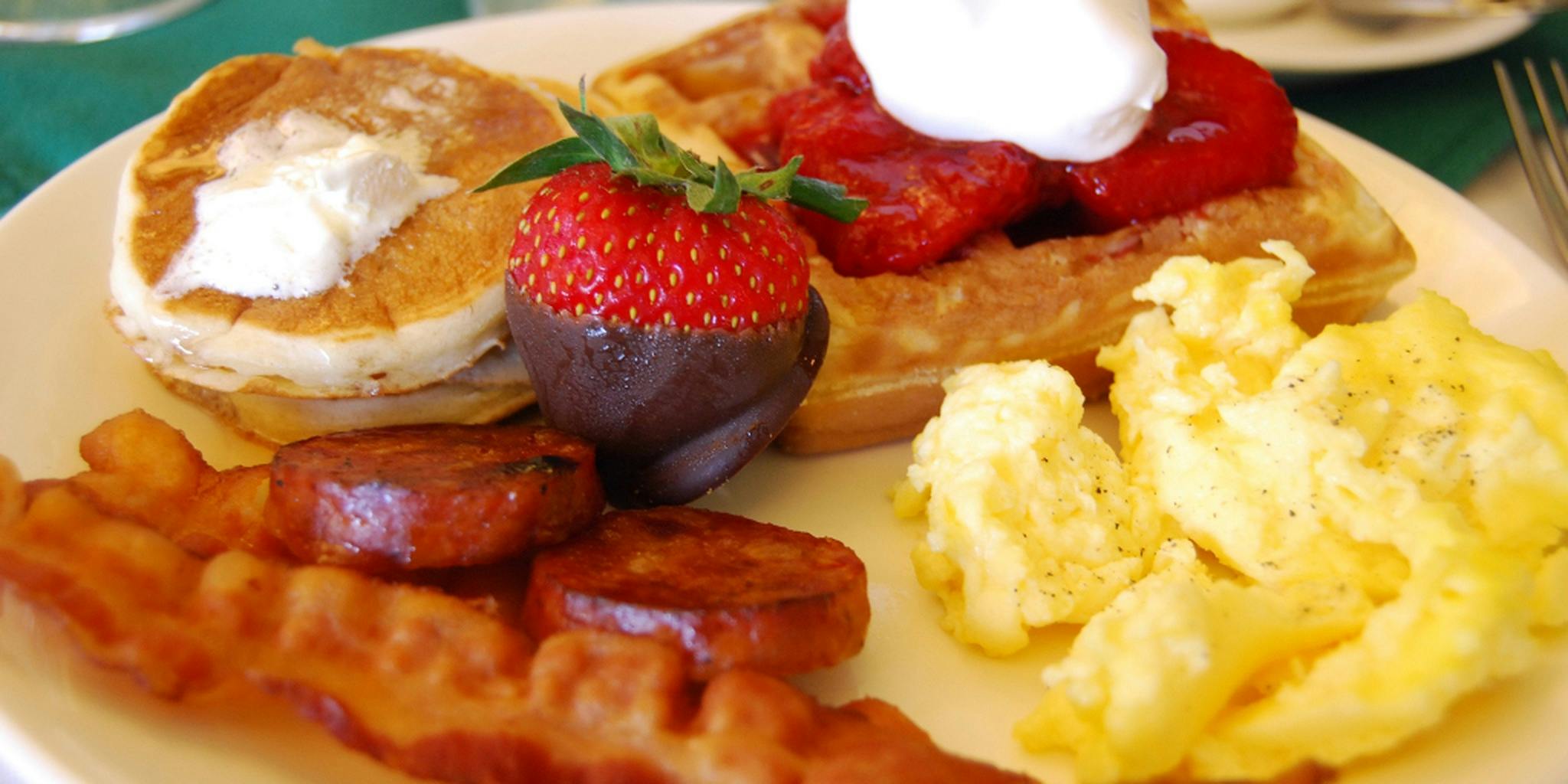 We breakfasted. Завтрак. Воскресный завтрак. Завтрак фото. Воскресный завтрак для семьи.