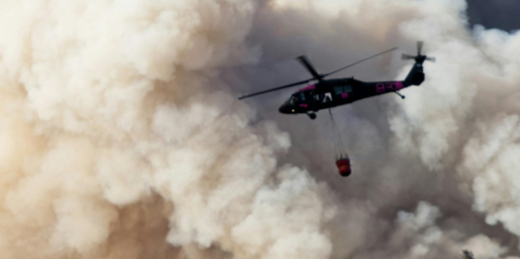 Drones delay effort to contain Southern California fire